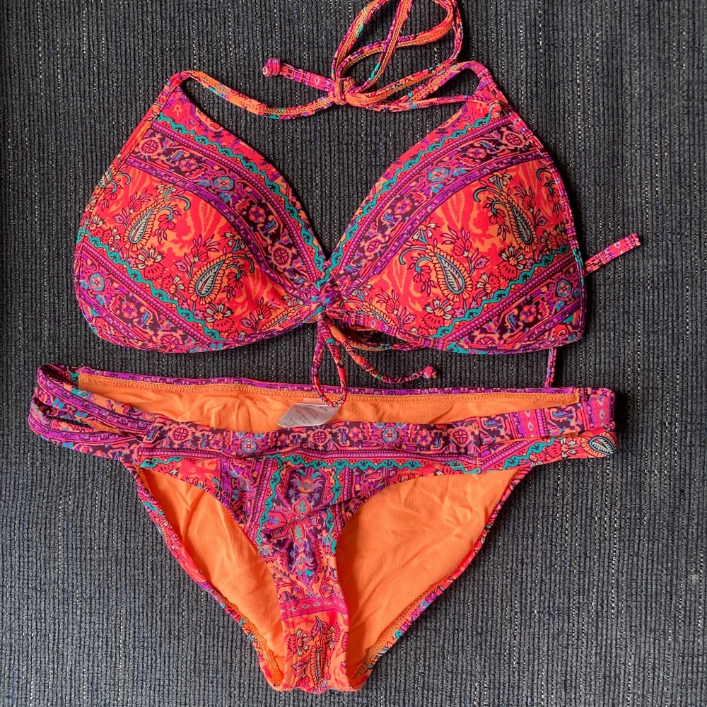 Eidon bikini size M/L